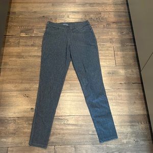Grey Denim Jegging